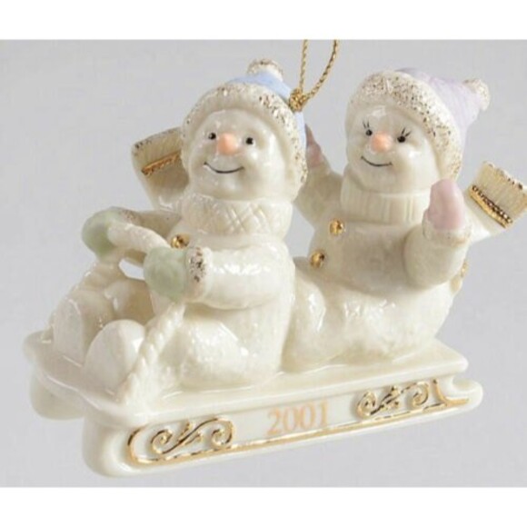2001 Lenox Sledding Snowpals Christmas Ornament w/ Box 24K Gold MINT - Picture 1 of 6